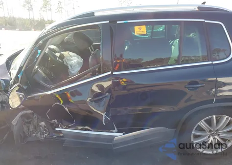 2013 Volkswagen Tiguan S/Se/Sel z USA, uszkodzony, nr VIN WVGAV7AX3DW534991